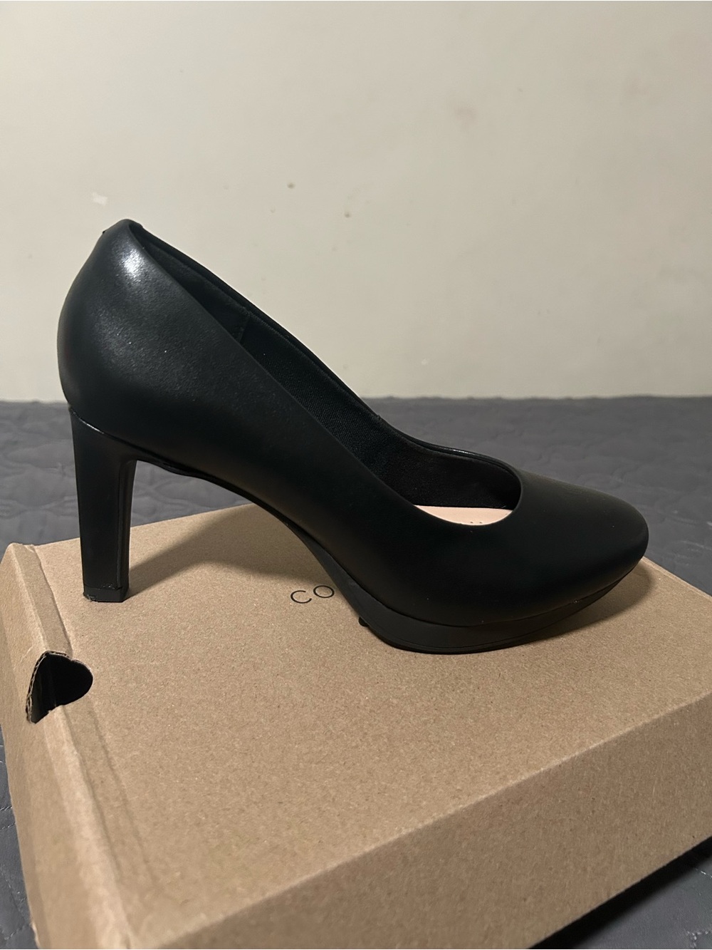 Clarks Black Leather Mid Heel Pump